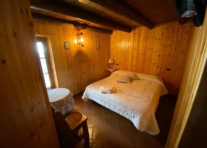 Maison Vollon דירה ברוסון